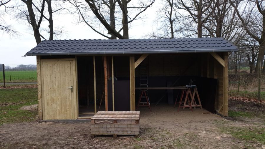 Landelijke Schuur Varsseveld: Duurzaam en Compleet