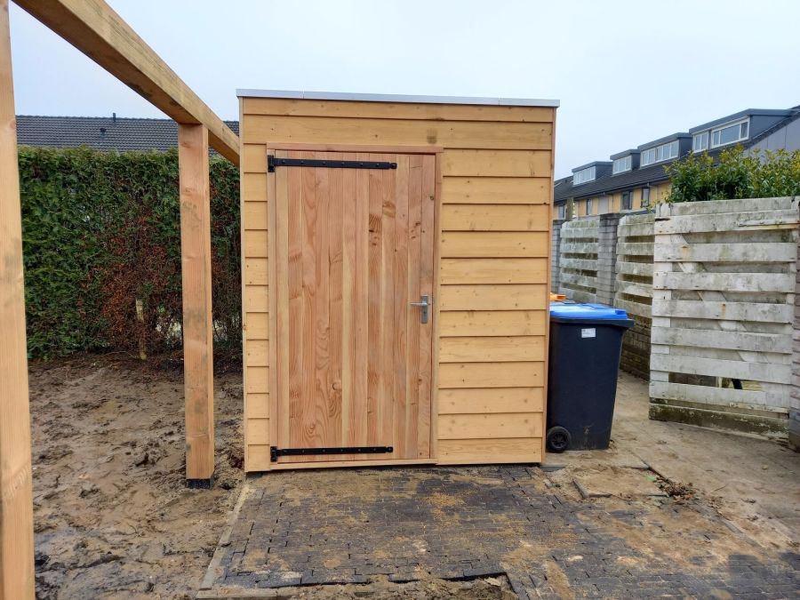 Modern Douglas Tuinhuis in Vorden