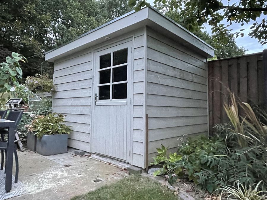 Tuinhuis in Rheden: Platdak en Zweeds Rabat