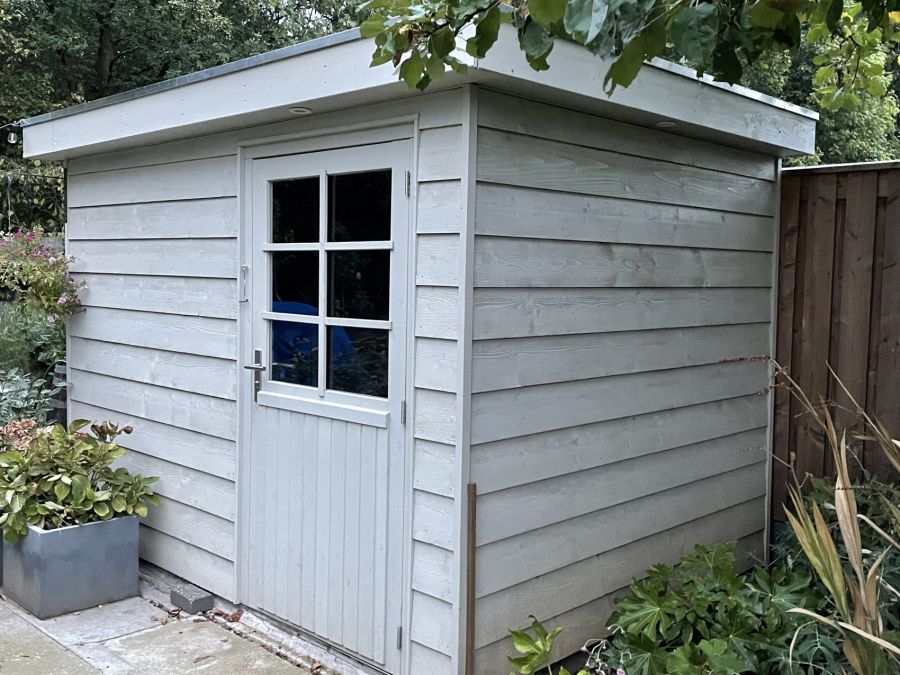 Tuinhuis in Rheden: Platdak en Zweeds Rabat