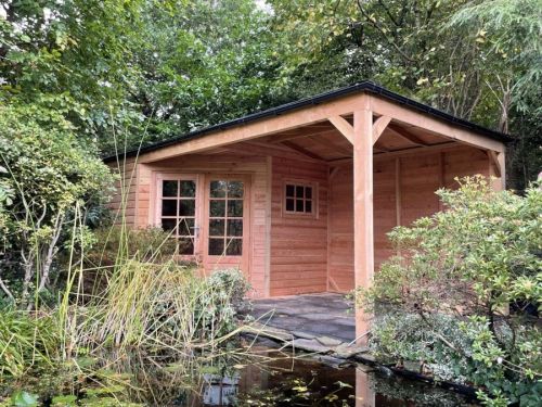 Luxe Tuinhuis met Overkapping in Rozendaal